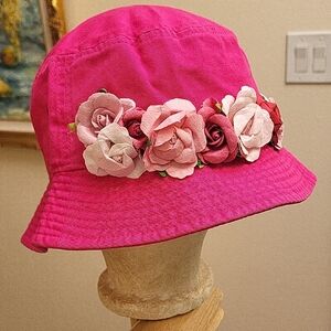Vibrant Pink Floral Women's Bucket Hat